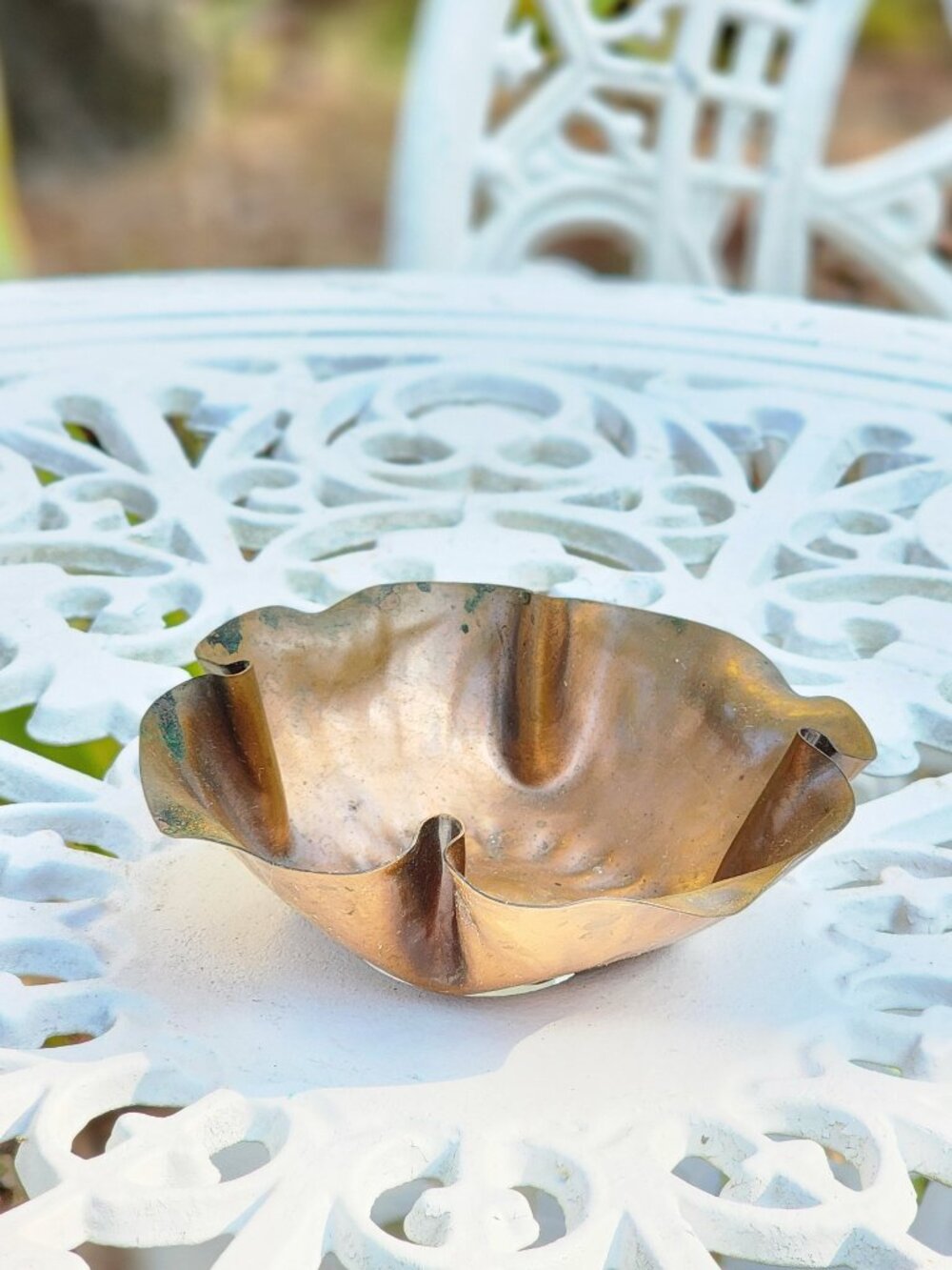 Vintage Georgian Copper #316 Hammered Small Round Bowl 5"x1.5"